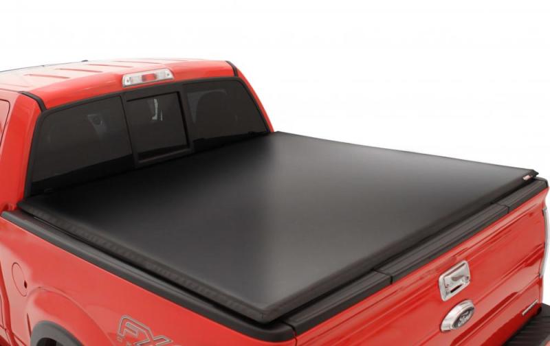 Lund 14-   GM P/U 6.5ft Bed Tri-Fold Tonneau Cover