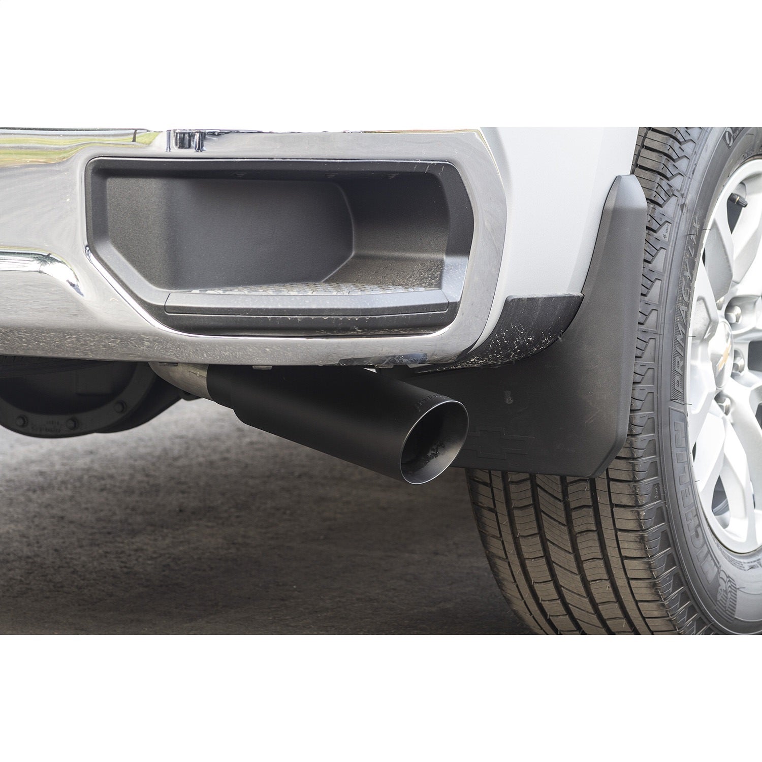 Flowmaster Outlaw Cat-Back Exhaust System - 3 in Tailpipe