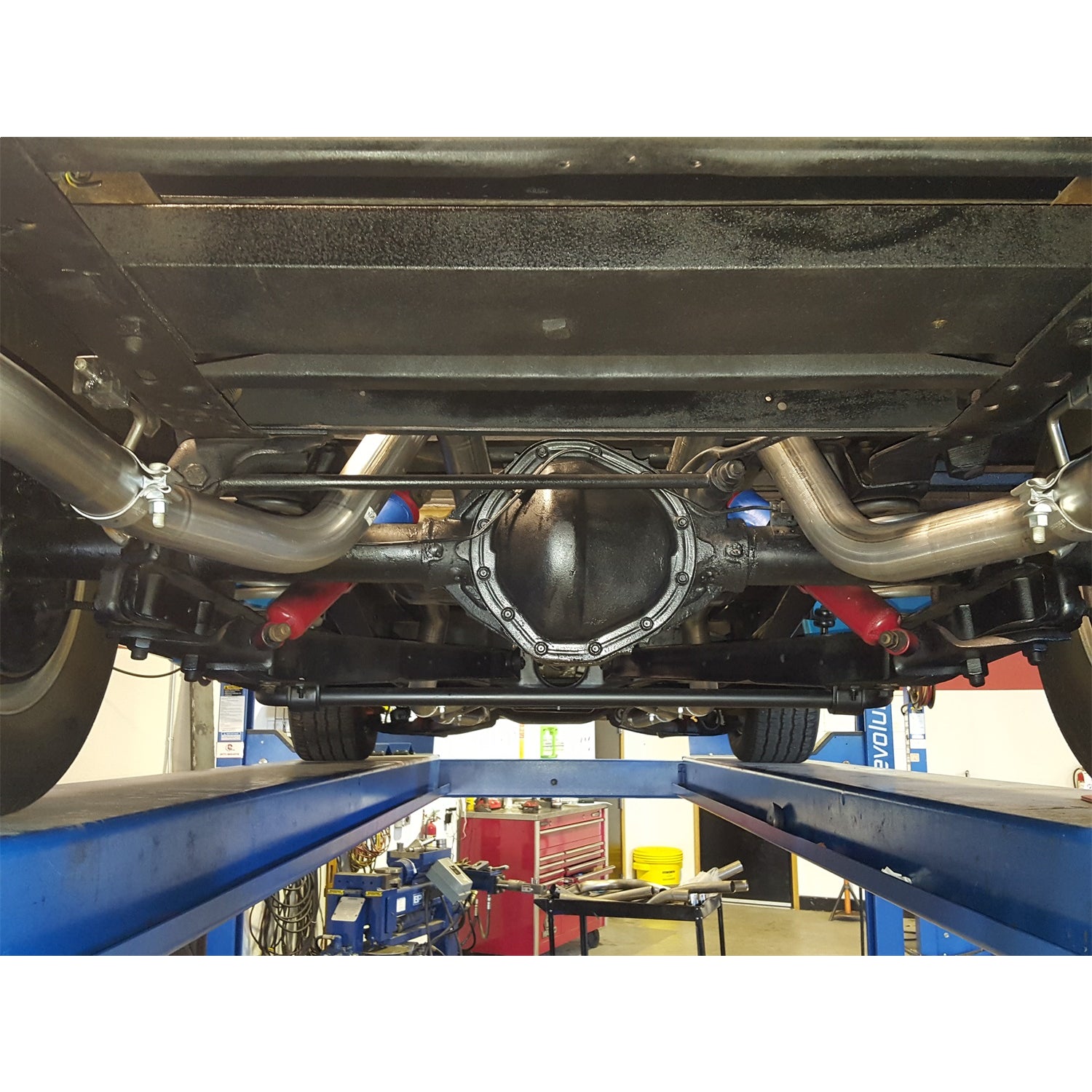 Flowmaster American Thunder Exhaust System Header Back 2-1/2" Tailpipe 2-1/2" Tips - Stainless