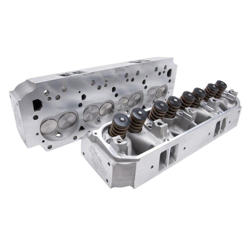 Edelbrock E-Street 440 Cylinder Head Assembled 2.14/1.81" Valve 210 cc Intake - 75 cc Chamber
