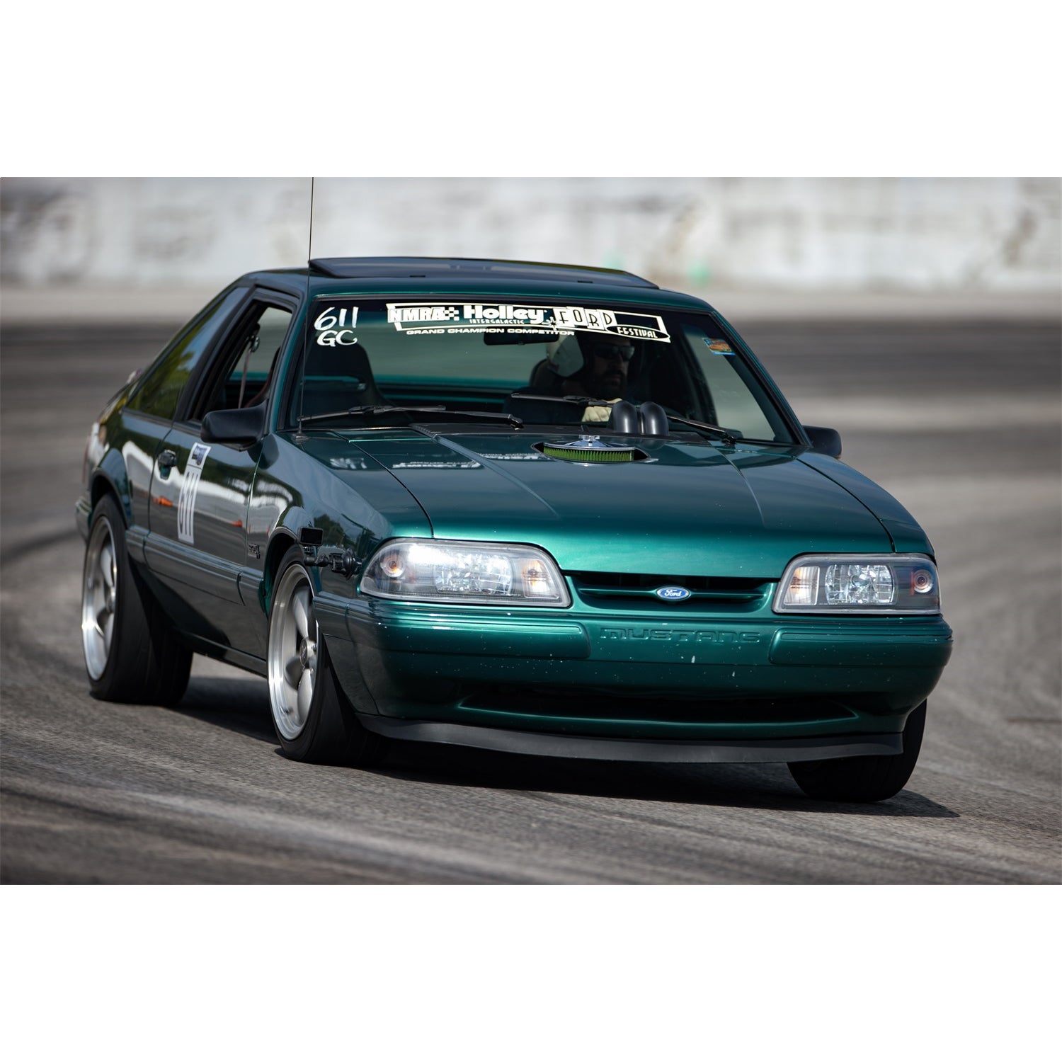 Holley Illustrated Parts & Specs Manual