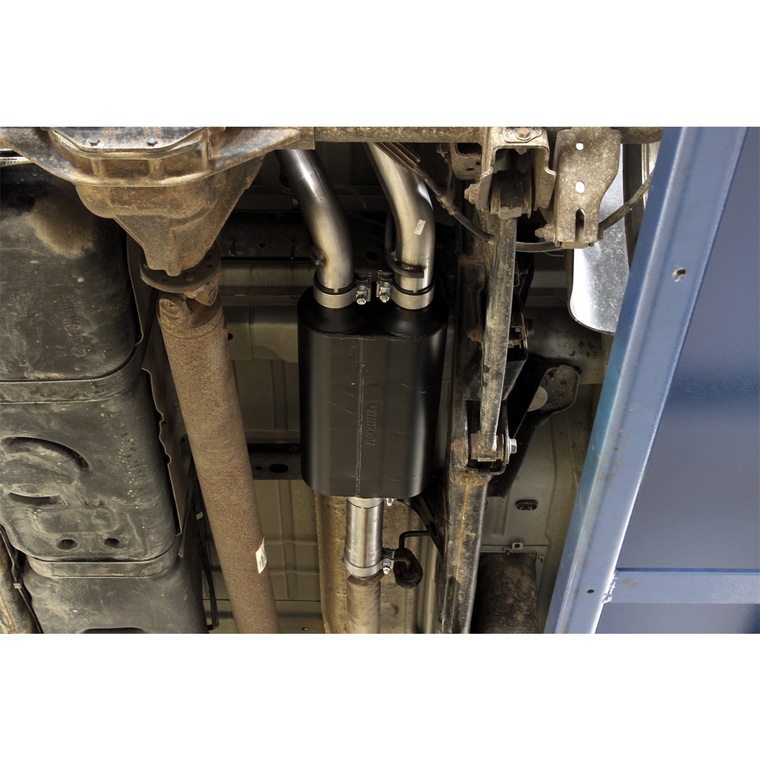Flowmaster American Thunder Single Exhaust System - 2009-14 Dodge Ram 1500 5.7L