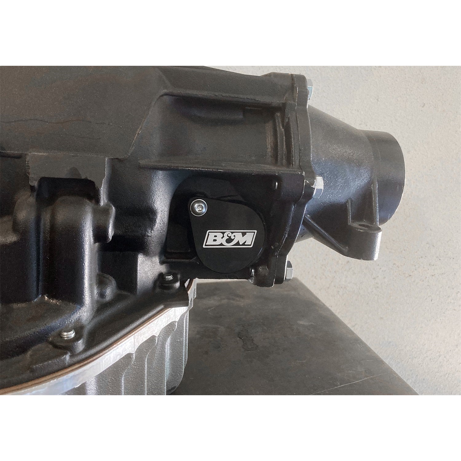 B&M Speedometer Port Plug - Black - B&M Logo - TH400 Series - Chevy