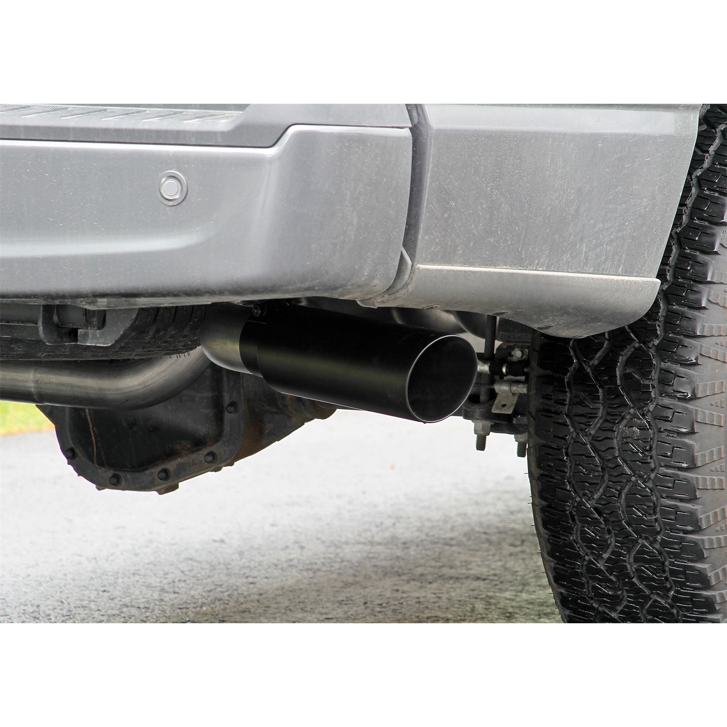 Flowmaster Outlaw Cat-Back Exhaust System - 3 in Diameter