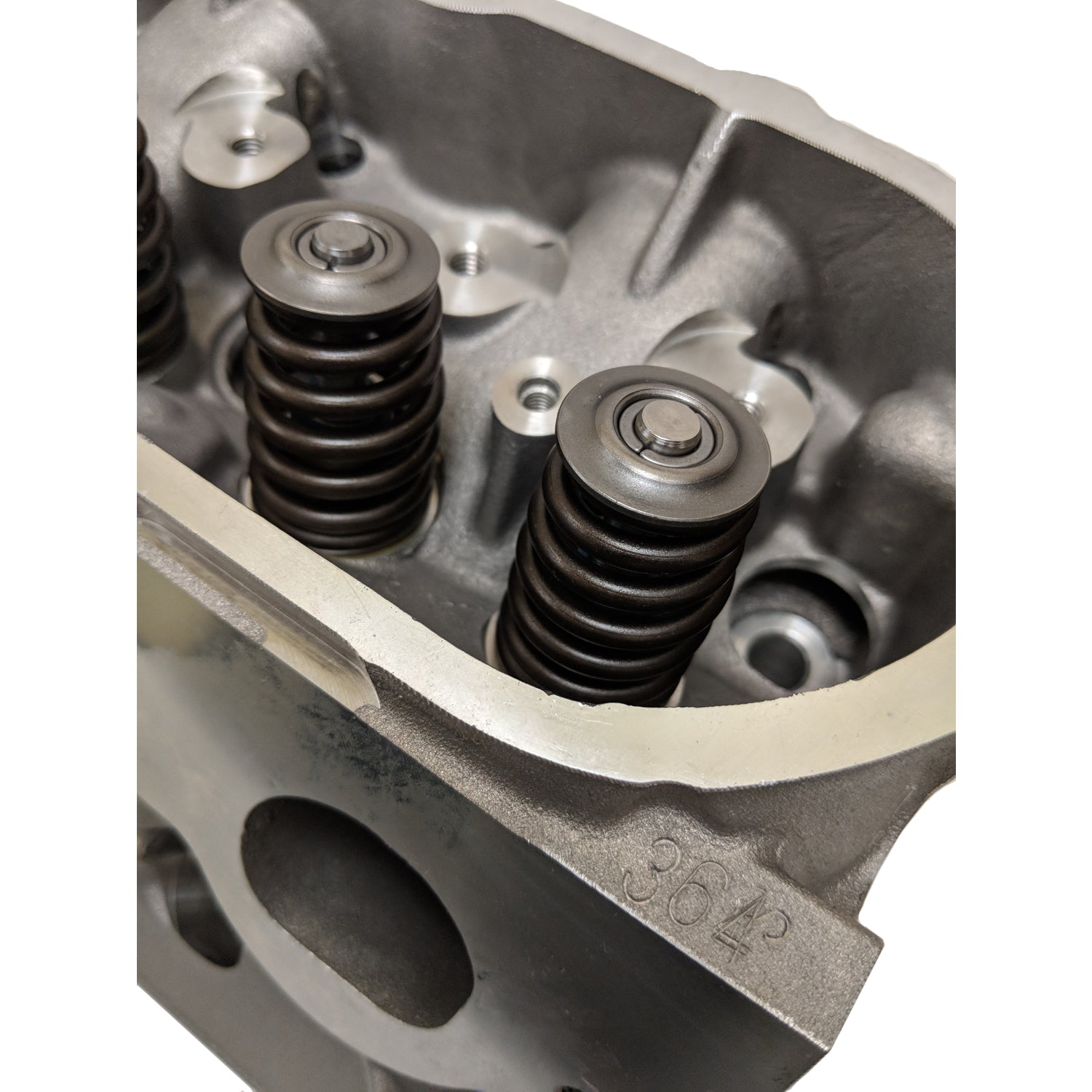 ENGINEQUEST Assembled Cylinder Head - 2.165 in/1.590" Valves - 258 cc Intake - 69 cc Chamber - Aluminum - GM LS-Series