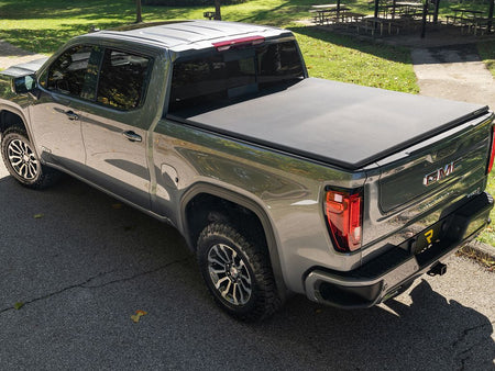 Extang Trifecta ALX Tonneau Cover - Black - 5 ft Bed - Toyota Midsize Truck 2024