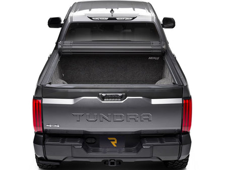BAK Industries Revolver X4ST Tonneau Cover - Black - 6 ft 7 in Bed - Ford Fullsize Truck 2015-20