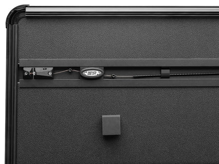 Extang Solid Fold ALX Tonneau Cover - Black - 5 ft Bed - Toyota Midsize Truck 2024