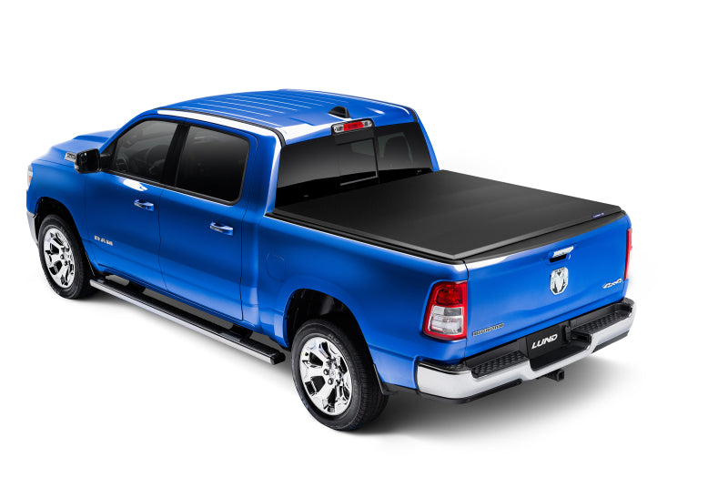 Lund Genesis Elite Tri-Fold Tonneau Cover Vinyl Black 5.5 ft Bed - Dodge Fullsize Truck 2002-15