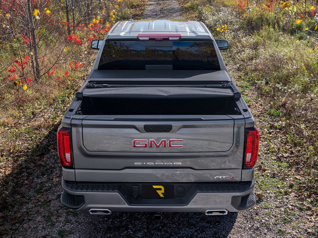 Extang Trifecta ALX Tonneau Cover - Black - 5 ft Bed - Toyota Midsize Truck 2024