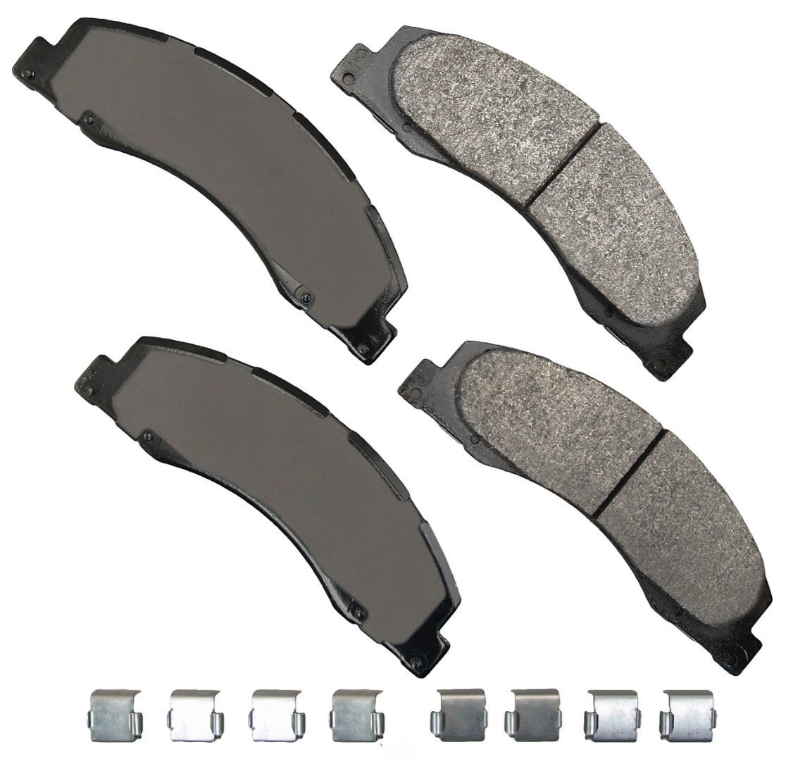 Akebono Brakes Severe Duty Front Brake Pads - Ford Fullsize Van 2008-19 (Set of 4)