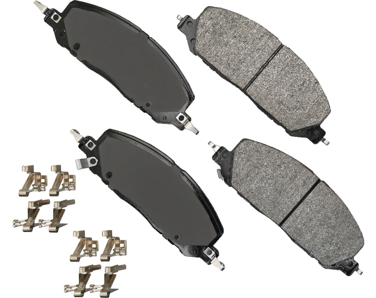 Akebono Brakes Severe Duty Front Brake Pads - Ford Fullsize SUV 2020-23 (Set of 4)