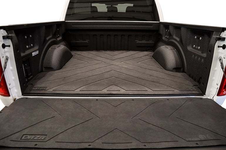 Dee Zee X-Mat Bed Mat - 5 ft 6 in Bed - GM Fullsize Truck 2019-23