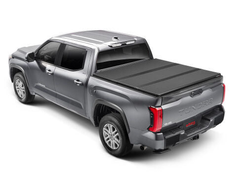 Extang Solid Fold ALX Tonneau Cover - Black - 5 ft 7 in Bed - Toyota Fullsize Truck 2022-23