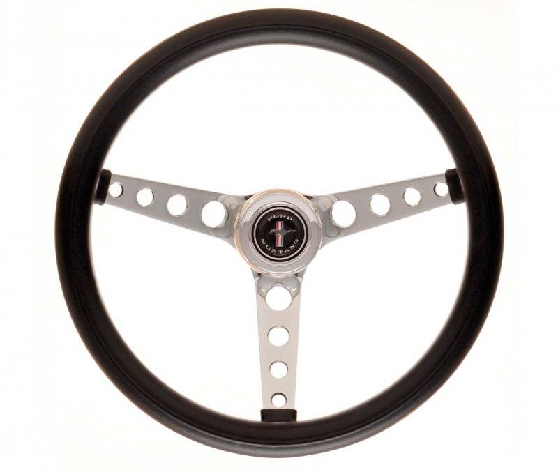 GT Performance GT Classic Steering Wheel - 14.5 in Diameter - 3.5 in Dish - 3-Spoke - Black Foam Grip - Chrome