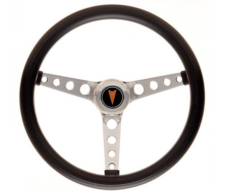 GT Performance GT Classic Steering Wheel - 14.5 in Diameter - 3.5 in Dish - 3-Spoke - Black Foam Grip - Chrome