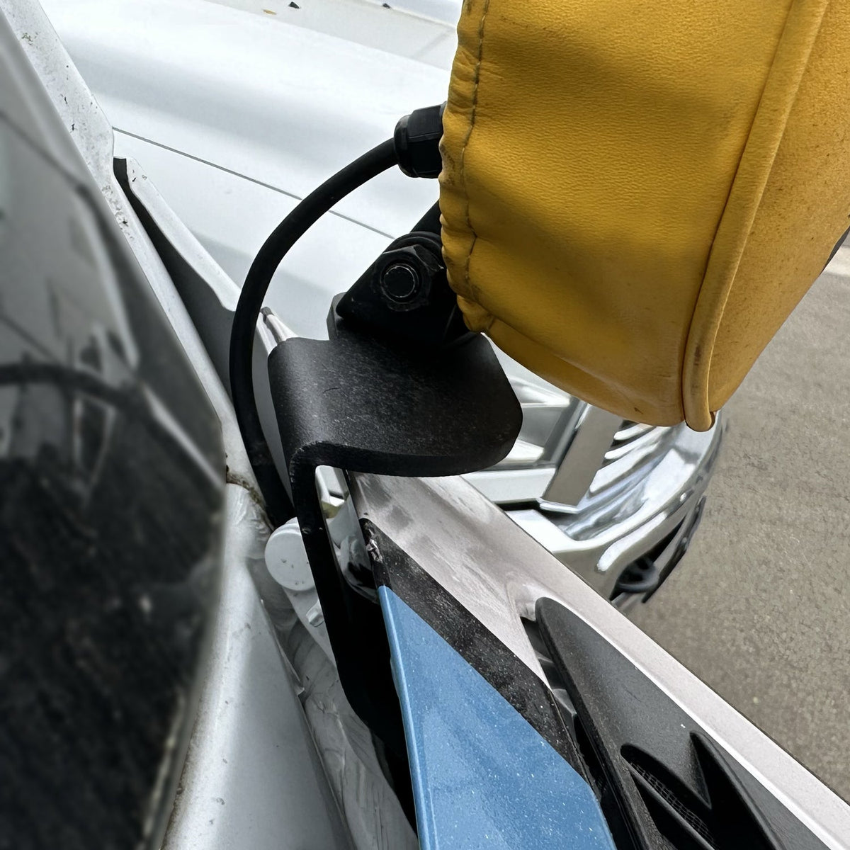 Rugged Radios Antenna Mount for Mercedes Sprinter Van 2019 to Current - Driver Side MT-ANT-SPRINTER-2A