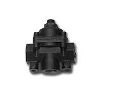 Edelbrock - Edelbrock Fuel Pressure Regulator - Black - 4-1/2" - 9 PSI - Universal